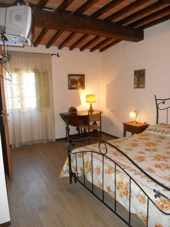 Podere Pian dei Gelsi Volterra Zimmer foto