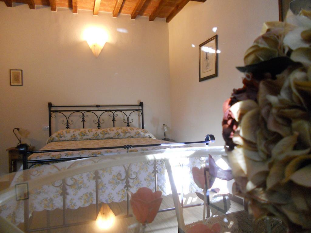 Podere Pian dei Gelsi Volterra Zimmer foto